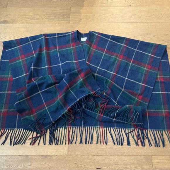 Pendleton 100% Wool Vintage Wrap Shawl Poncho - Blue Plaid - Like New - One Size - Picture 15 of 15